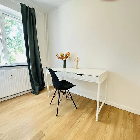 Apartment Aday - Solsortvej 1 *